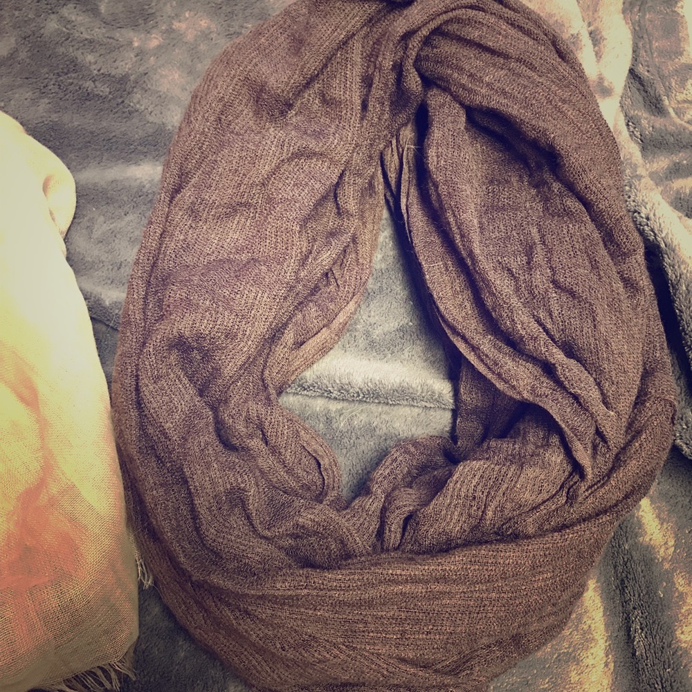 Infinity scarf